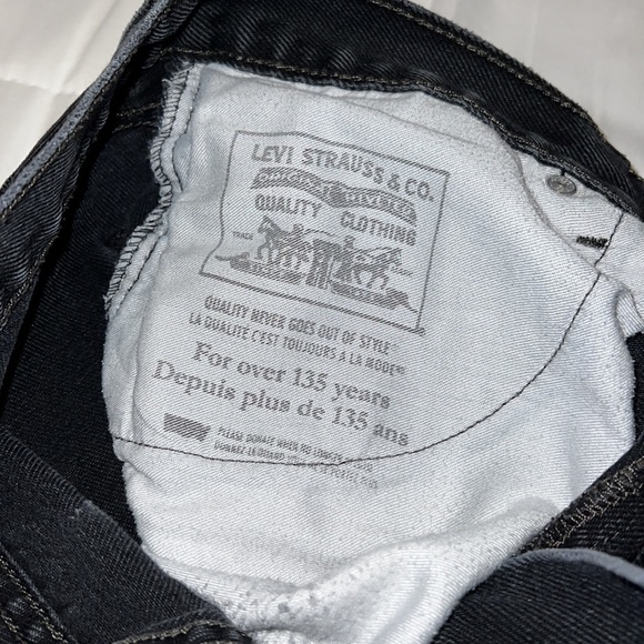 ✨HP✨ LEVI’S 505 JEANS (36) - Picture 16 of 17